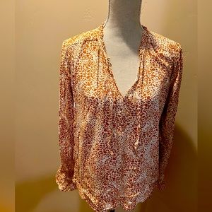 LOFT Giraffe Print Long Sleeve Blouse NWOT Small/Medium Tan Cream